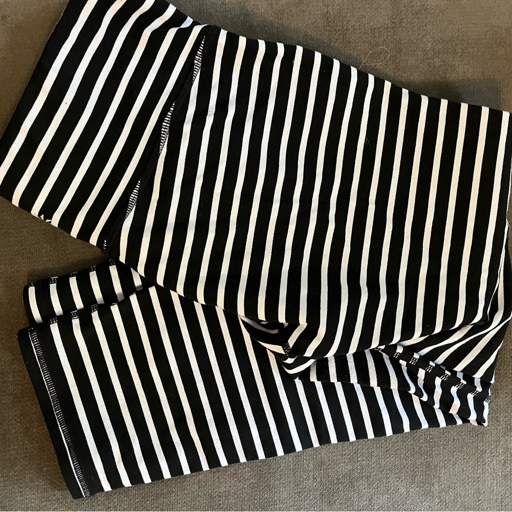 Athleta Monochrome Striped Leggings